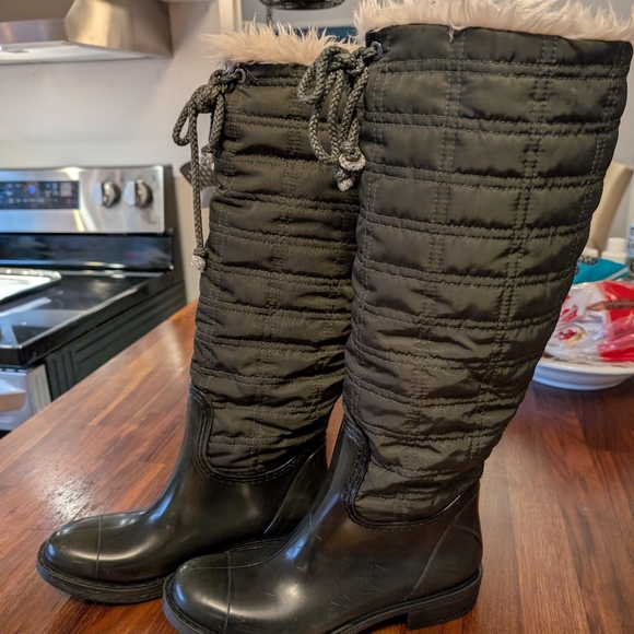 Dirty Laundry Rain Boots Size 9 - Picture 2 of 11